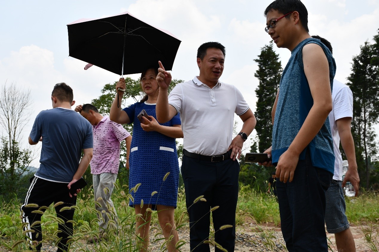 仁壽縣領(lǐng)導(dǎo)來(lái)參觀